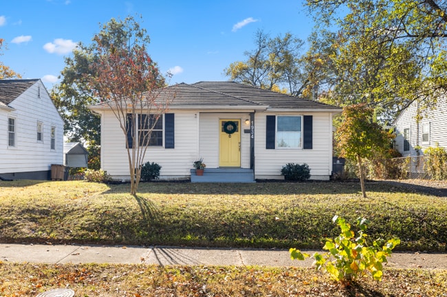 Building Photo - 1934 Fine Ave