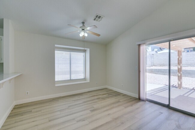 Building Photo - Charming 3-Bedroom Home with Covered Patio
