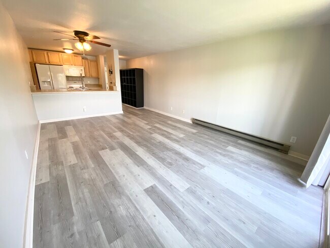 Building Photo - 31003 14th Ave S