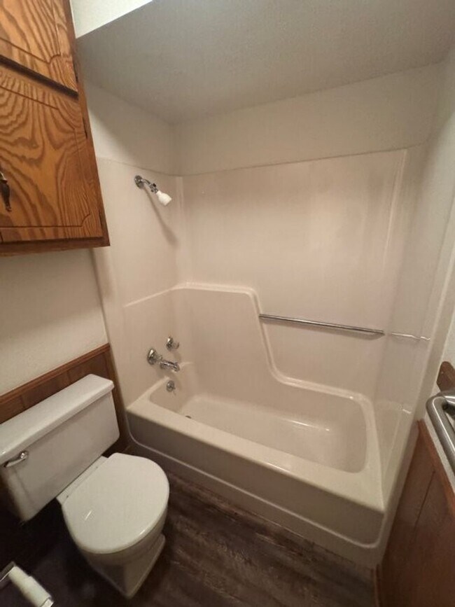 Building Photo - New paint, New flooring, New appliances in...