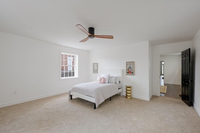 Building Photo - 444 Greene St