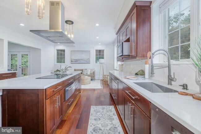 Building Photo - 9715 Singleton Dr