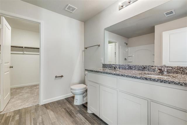 Building Photo - 3527 Chestnut Oak Dr
