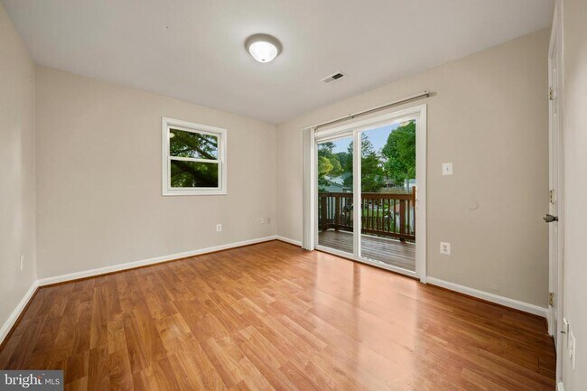 Building Photo - 4656 Evansdale Rd
