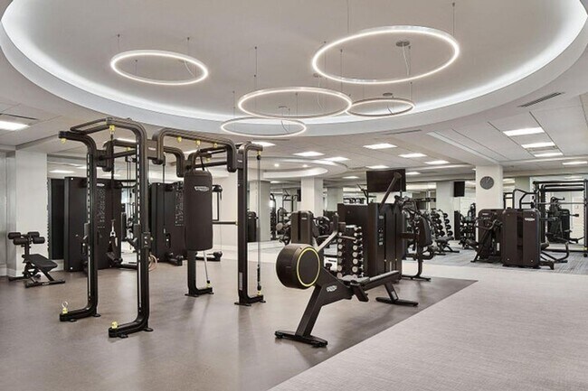 Building Photo - 4841 Exeter Estate Ln