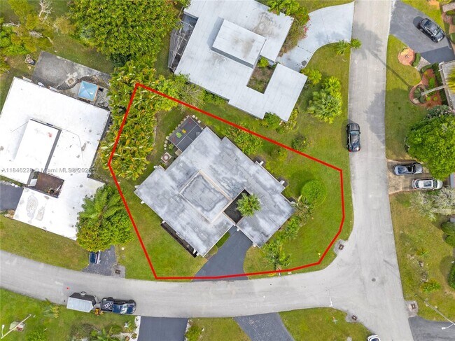 Building Photo - 5601 White Cedar Ln