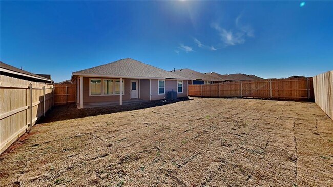 Building Photo - 2904 Casey Dr