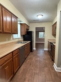 Building Photo - Lake Village Brick Rancher