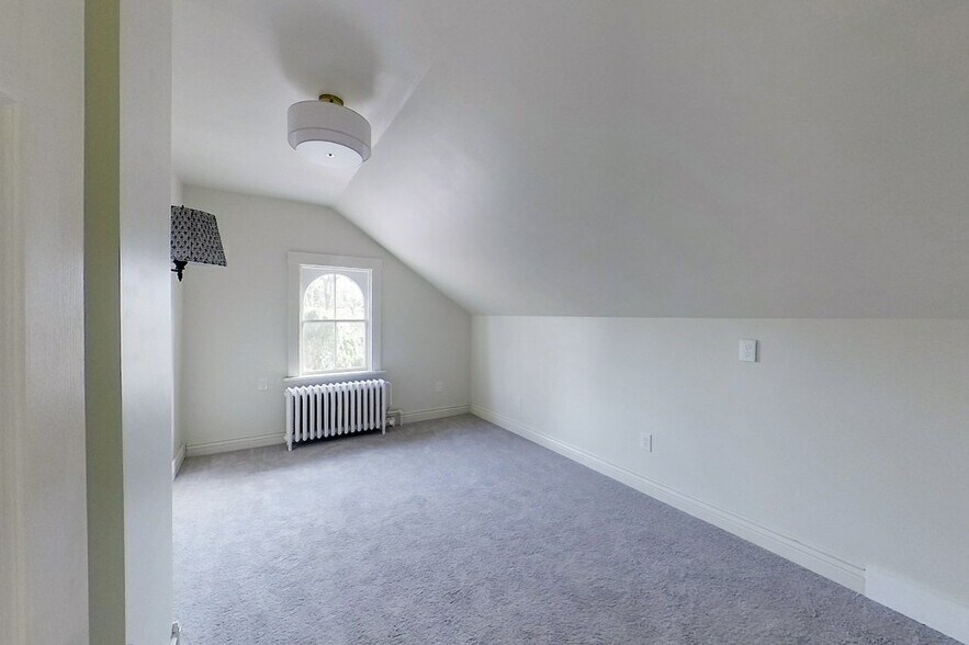 Building Photo - 711 Union St