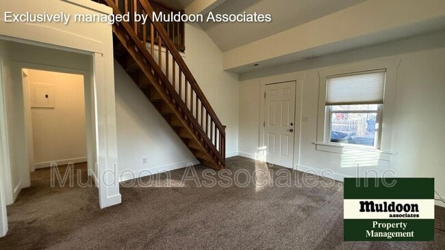 Building Photo - 1137 Van Buren St