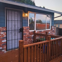 Building Photo - 2026 NE Buffalo St