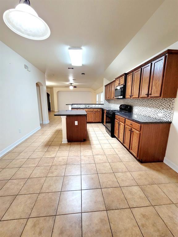 Building Photo - 9018 Pecos Rose Ln