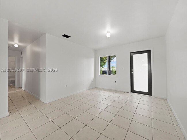 Building Photo - 26650 SW 138th Ct