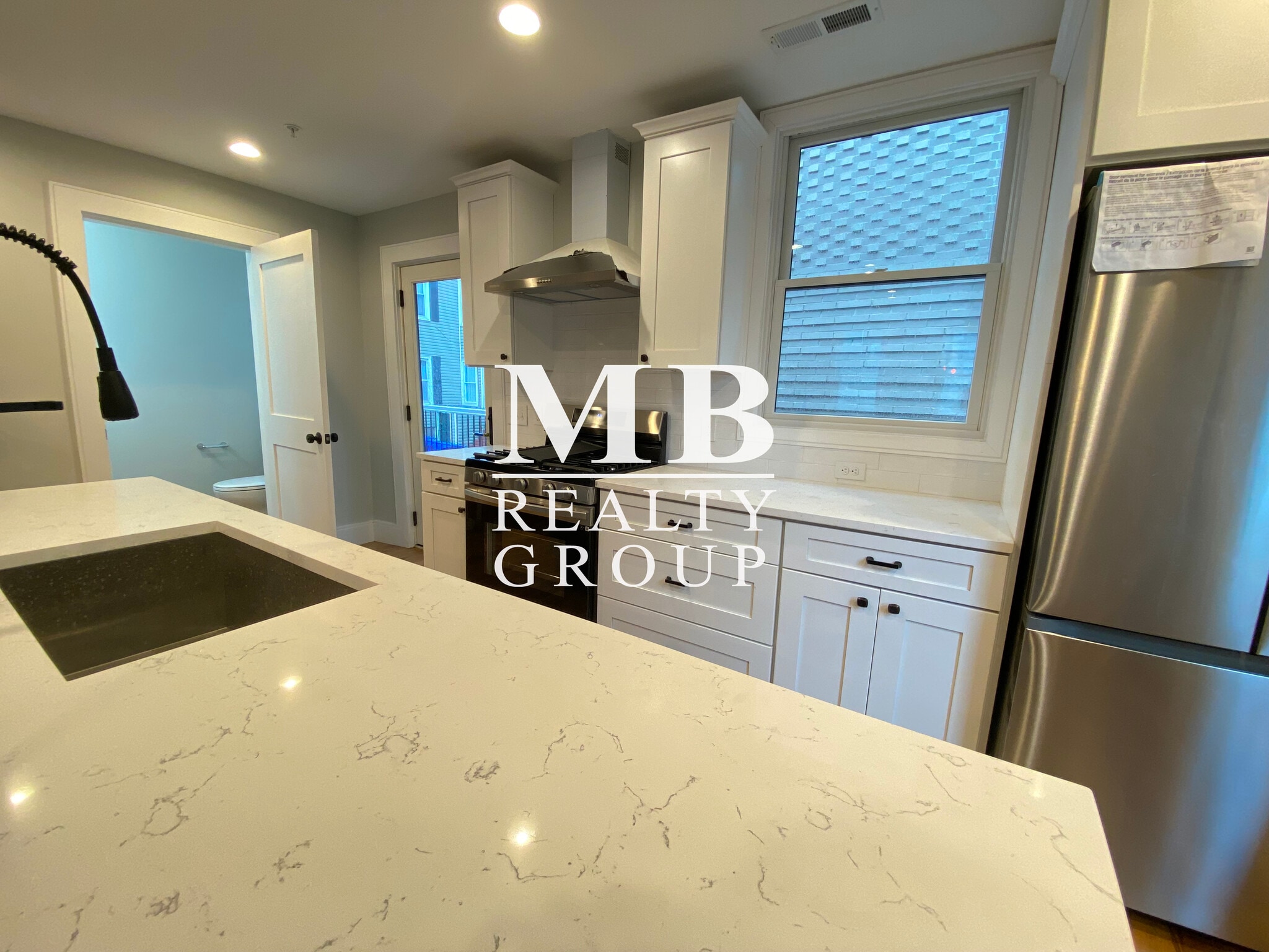 Building Photo - 199 Boylston St