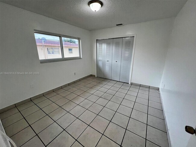 Building Photo - 2600 NW 14th St