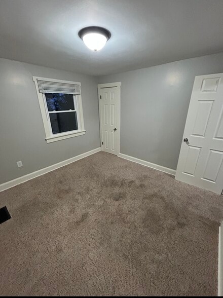 Building Photo - 2215 Morgan St