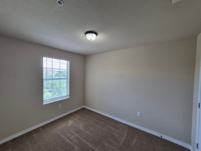 Building Photo - 6313 Attucks Ln
