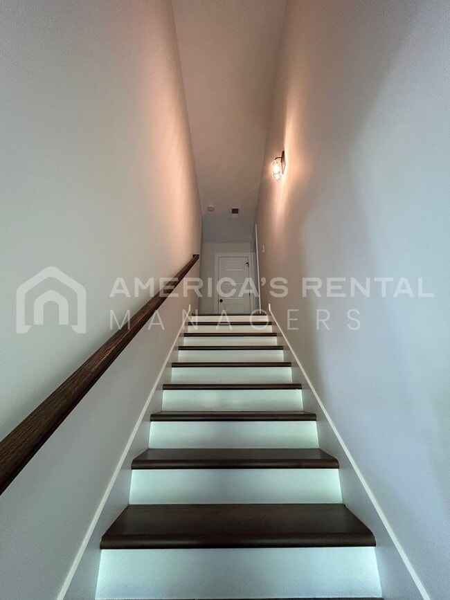 Building Photo - Home for Rent in Bessemer, AL!!! Available to View Now!!!