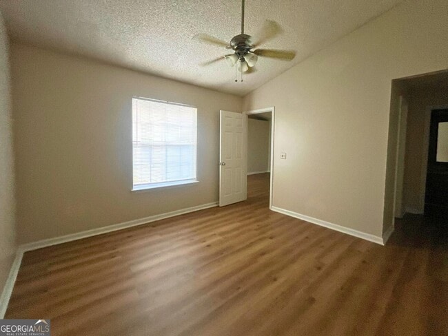 Building Photo - 167 Talbot Ct
