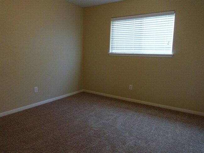 Building Photo - 8102 Sweetstone Bluff Ln