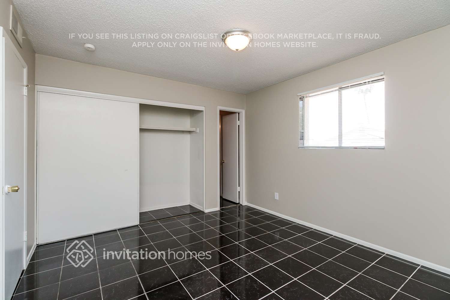 Building Photo - 6910 W Rancho Dr