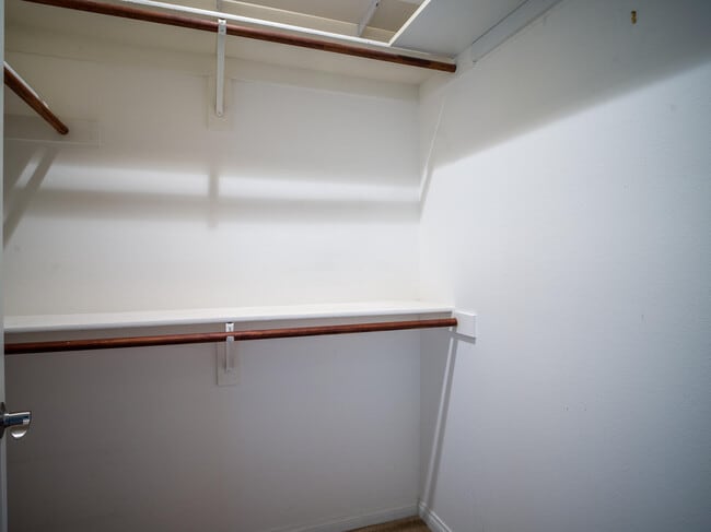 Building Photo - 42222 Revere St