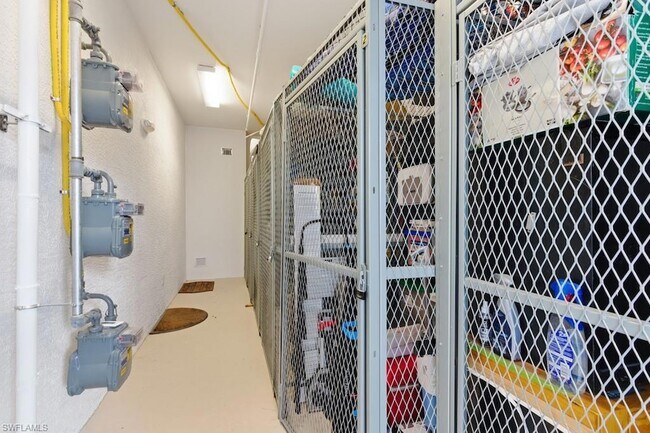 Building Photo - 10731 Mirasol Dr