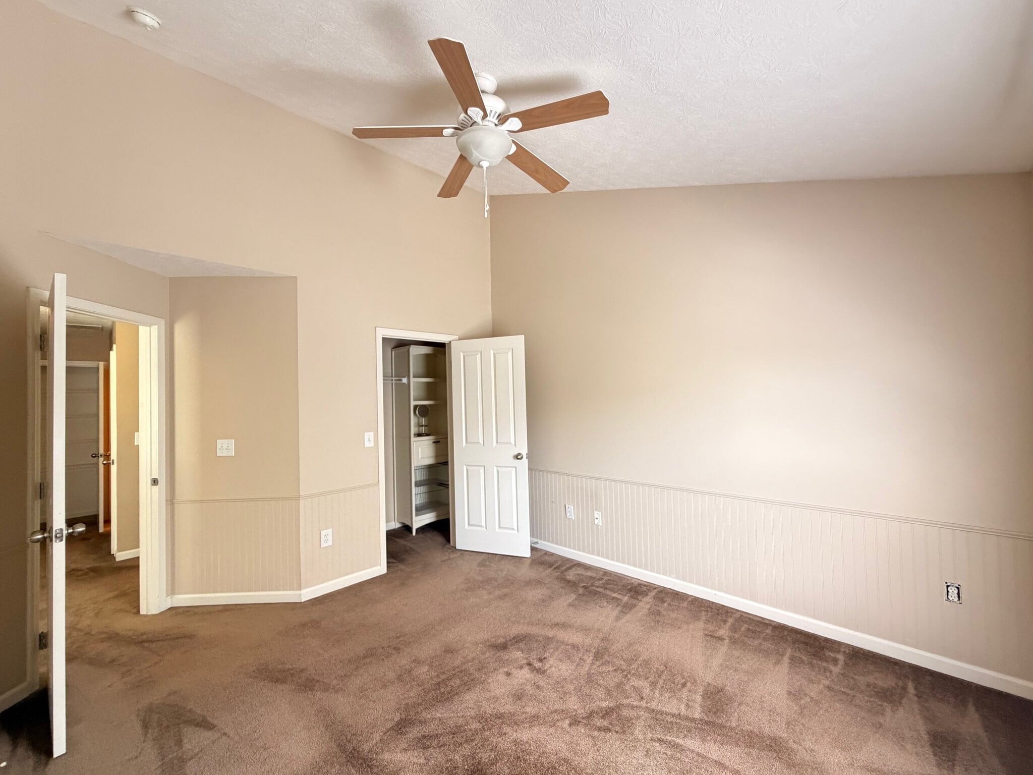 Building Photo - 7408 Cayman Ln