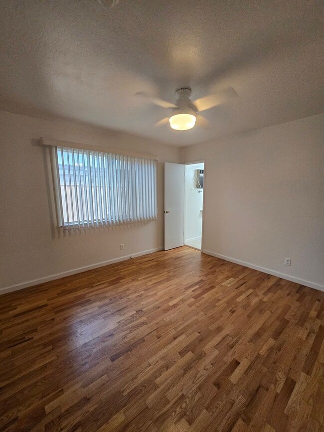 Building Photo - **** MOVE IN SPECIAL- 1/2 OFF FIRST MONTH ...