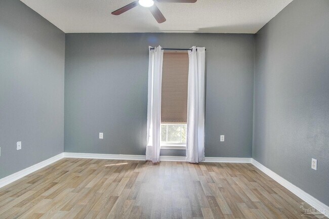 Building Photo - 2136 Ainsdale Ct