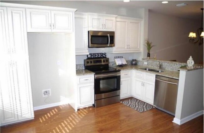 Building Photo - 4502 Kennewick Pl