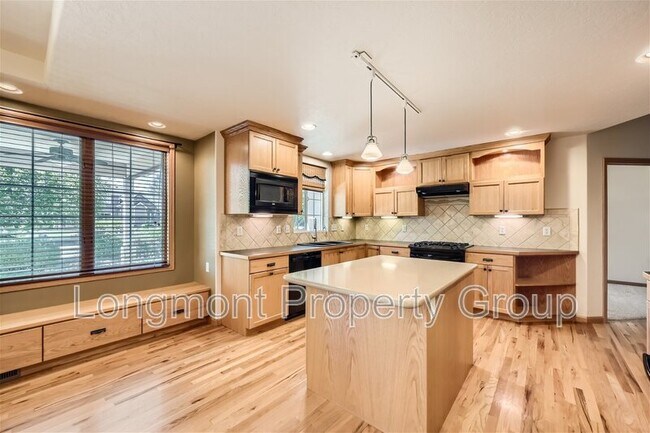 Building Photo - 6288 Sage Ave