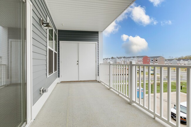 Building Photo - Price Drop on 3 Bedroom Luxury Condo in Glen Allen!!! ***Available Beginning of March***