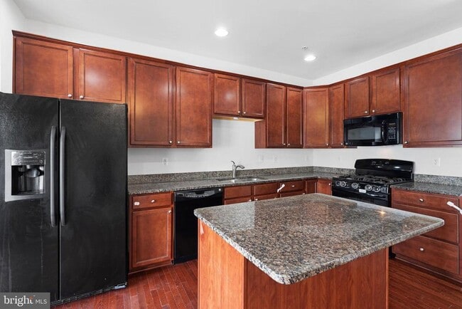 Building Photo - 8320 Stickley Ct