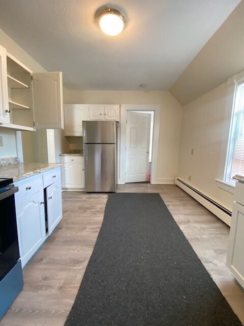 Building Photo - 381 Broadway