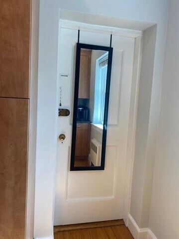 Building Photo - 116 Floral St