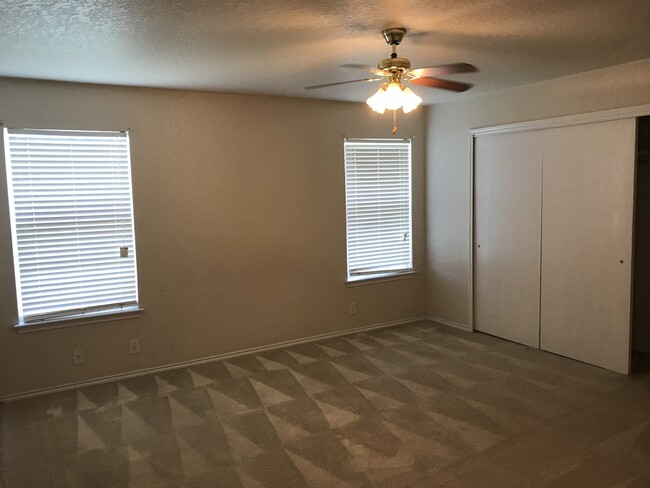 Building Photo - 145 Brahma Way