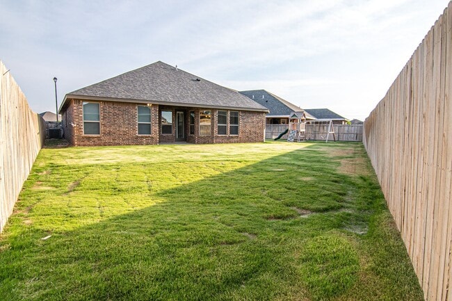 Building Photo - 6014 Sunrise Way