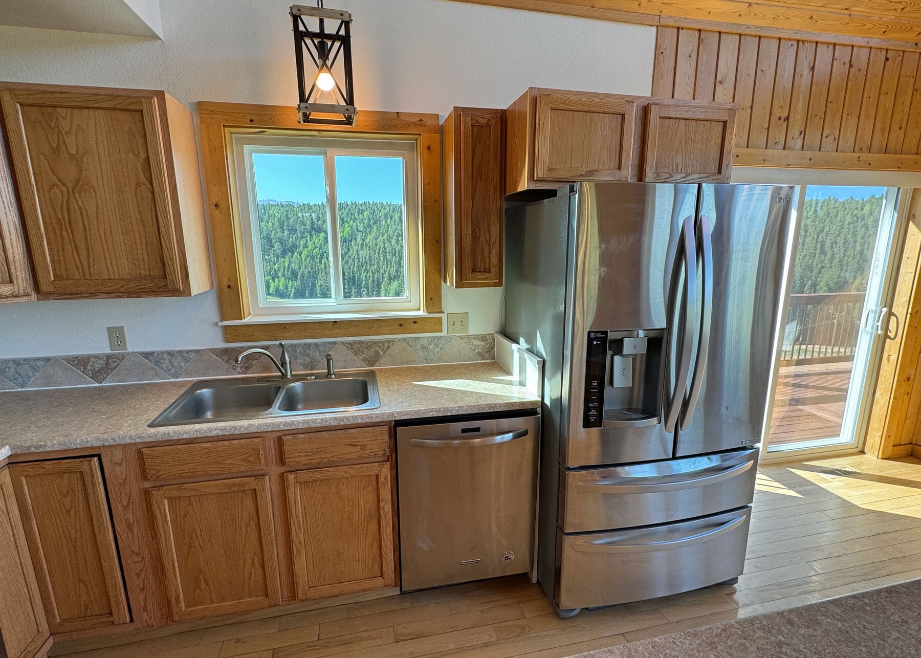 Building Photo - 61 Muskrat Lake Vw
