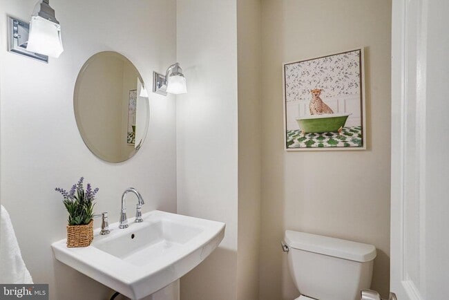 Building Photo - 3300 Prince William Dr