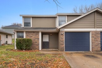 Building Photo - " Renovated 3-Bed, 2.5 Bath in Olathe - Available Now!"  1st month's rent is FREE!*