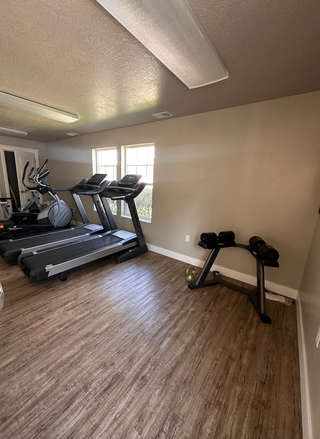 Clubhouse Gym - 240 W 1030 S
