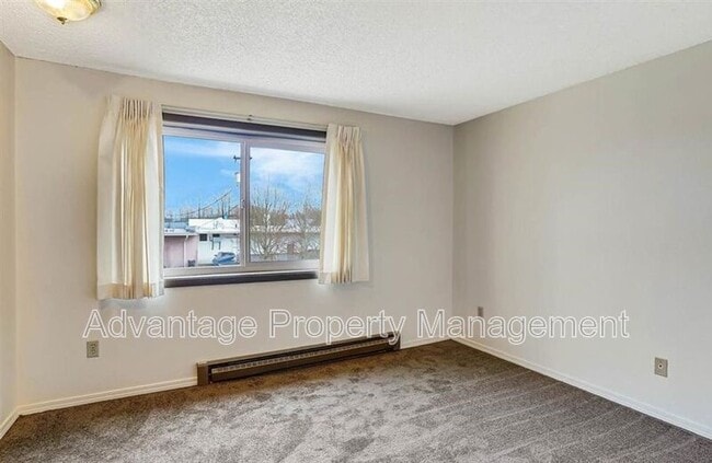 Building Photo - 1445 NW Division St