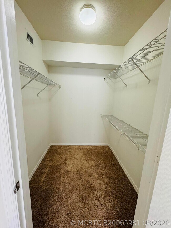 Building Photo - 6394 Emerald Dunes Dr