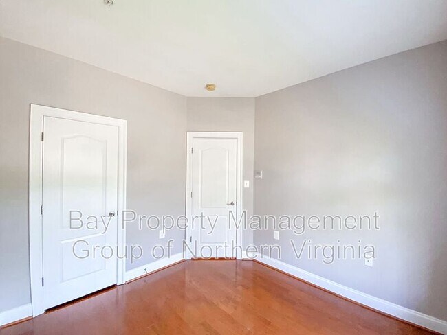 Building Photo - 4336 N Henderson Rd