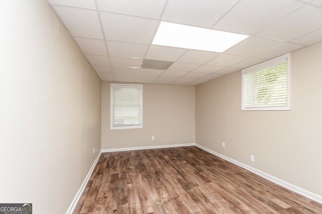 Building Photo - 1420 Denfield Ct