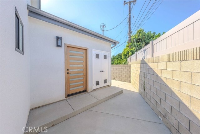 Building Photo - 5825 View Cir