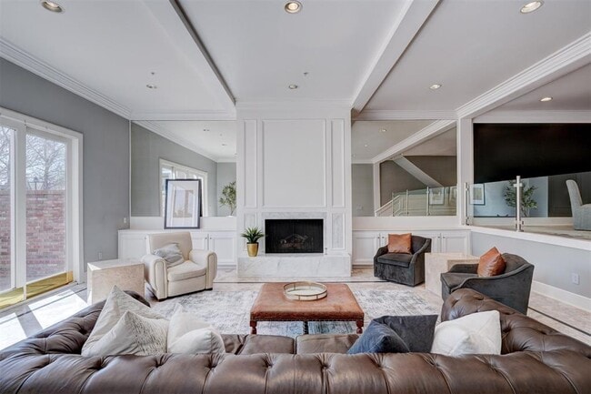 Building Photo - 6448 Brandywine Ln