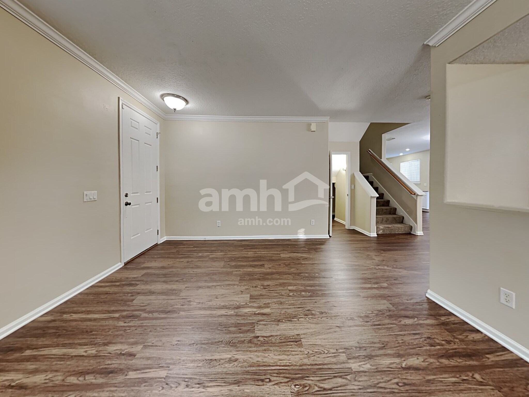 Building Photo - 2425 Adams Lake Blvd