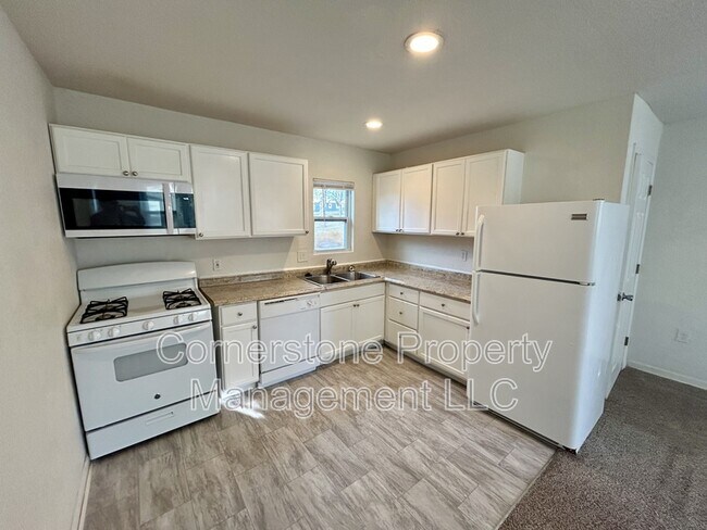 Building Photo - 34040 W 84th St